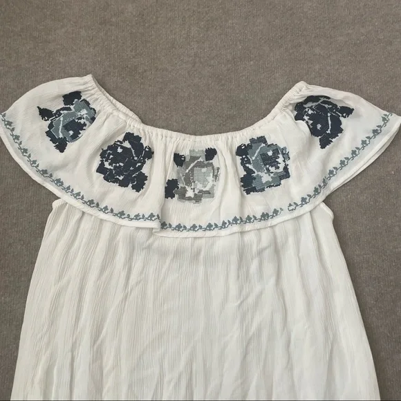Vanilla Star Off Shoulder Flowy Embroidered Summer Dress Womens Small - Picture 2 of 10